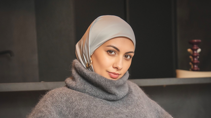 Hijab en Satin Bleu Gris